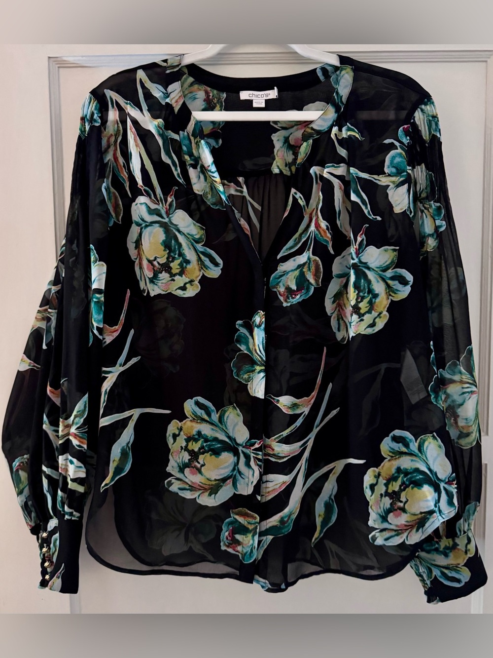 Chicos Sheer Floral Button-down Long Sleeved Blouse with Gold Tone Cuff Buttons